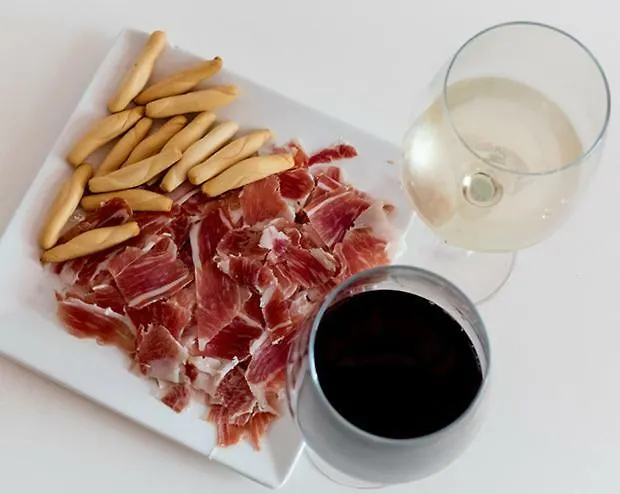 Villa Wine Experience Salou Center - Spa & Wine